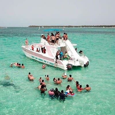 Party Boat in Punta Cana with Drinks and Transportation Included