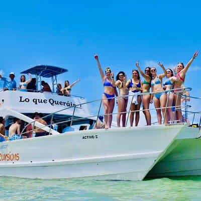Private Catamaran Cruise with Slide & unlimited drinks