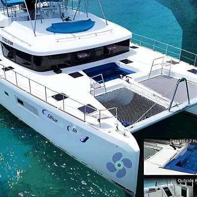 Private Catamaran with Jacuzzi, drinks and Lunch for groups