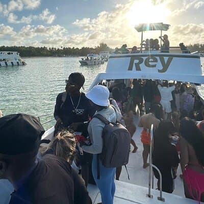 Hookah Aquatic Hip Hop Party Boat Punta Cana 2026